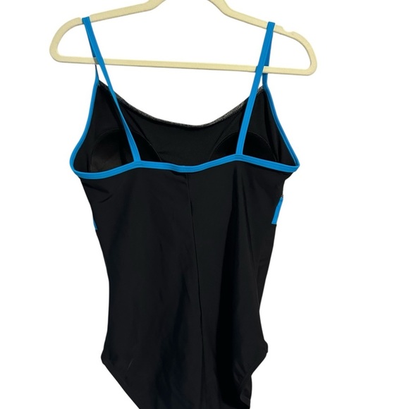 Speedo Black and Blue Performance One-Piece Swimsuit - Picture 5 of 10